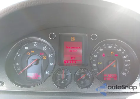 2007 Volkswagen Passat 2.0T/Wolfsburg z USA, uszkodzony, nr VIN WVWAK73C77P133014